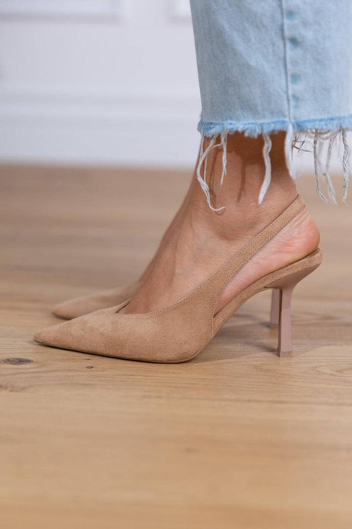 SERENA – Czółenka Slingback